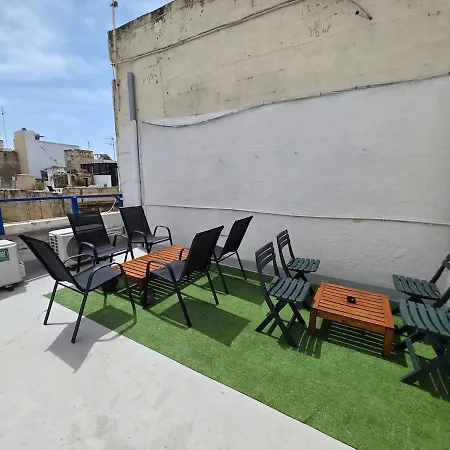 Modern Twin Next To Valletta! Appartement *