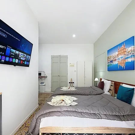 Modern Twin Next To Valletta! Apartman